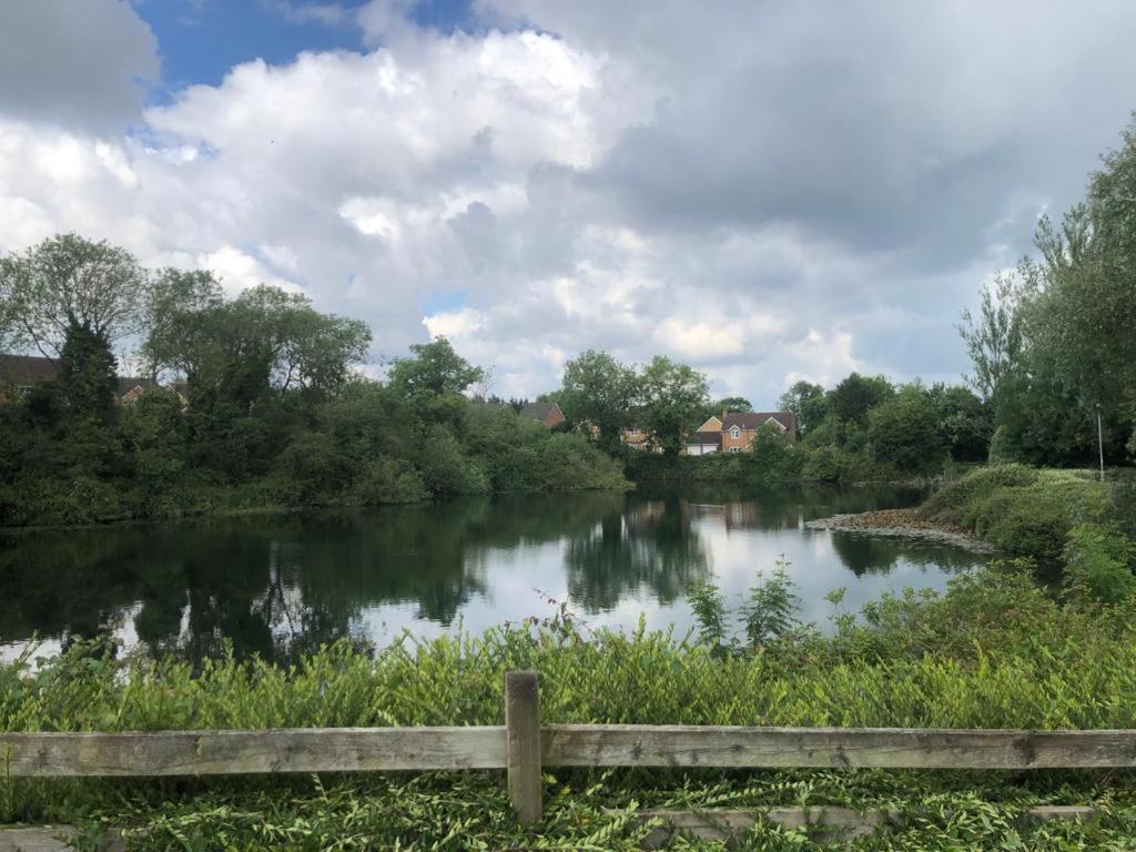 Dease Manor Apartment Higham Ferrers Luaran gambar
